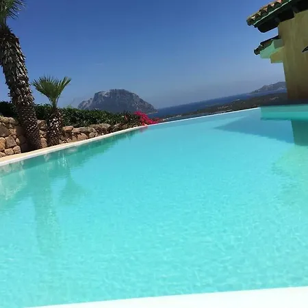 Villarosa Views *
