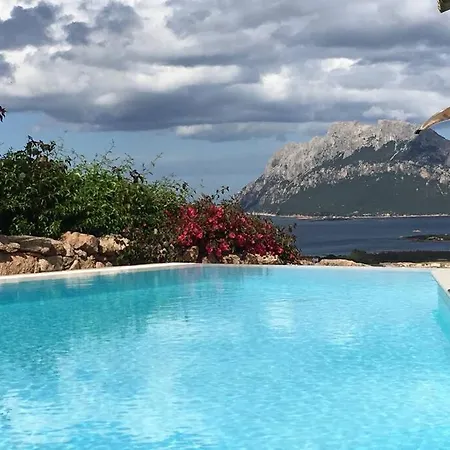 Villa Villarosa Views *